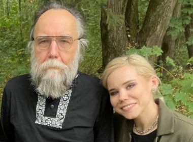 Filha de guru da expansão russa é morta em explosão de carro em Moscou