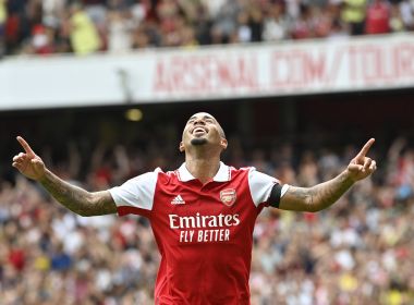 Torcida do Arsenal cria música para atacante brasileiro