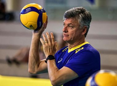 Renan corta o mesmo jogador pela 2ª vez e arrisca com Lucão no Mundial de vôlei