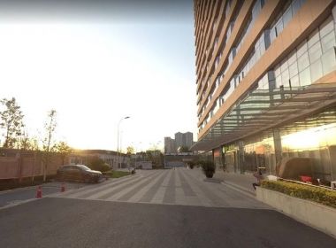 Cidade na China confina 21 milhões após identificar 157 casos de Covid