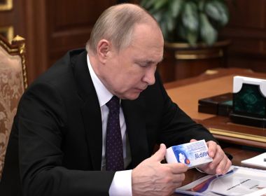 'É só apertar o botão', diz Putin sobre retomar entrega de gás à Europa