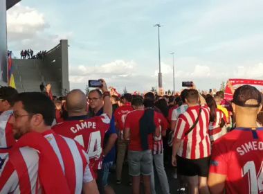 Torcida do Atlético de Madri usa cântico racista para ofender Vini Jr.