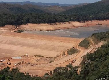 Barragem em Minas Gerais entra em estado de alerta