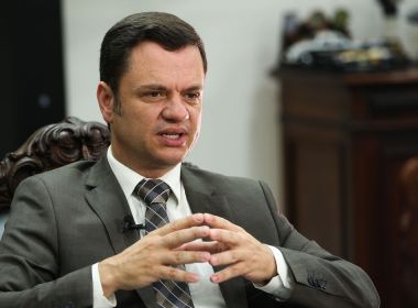 Ministro diz que já foram apreendidos R$ 10 mi para suposta compra de votos