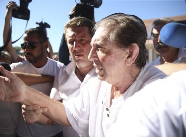 Frequentadores e funcionários de João de Deus evitam comentar prisão