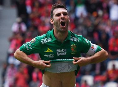 Corinthians busca contratação do centroavante argentino Mauro Boselli