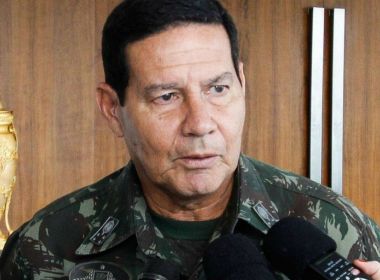 Despetização de Onyx poderia ter sido feita 'com mais carinho', diz Mourão