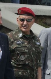 Militares já se espalham por 21 áreas do governo, de banco estatal à Educação