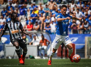 Cruzeiro e Atlético-MG empatam em clássico marcado por arbitragem polêmica