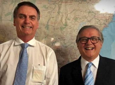 Bolsonaro manda ministro da Educação exonerar assessor