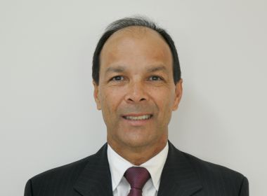 Chefe da Procuradoria Militar faz lobby para suceder Dodge na PGR
