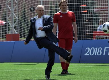 Putin comemora 'fim dos mitos anti-Rússia' durante Copa do Mundo