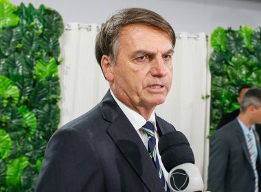 Bolsonaro cita 'milagre' e prestigia bancada evangélica federal em Santa Catarina