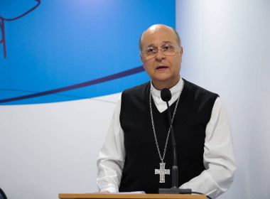 'Bispo da jararaca' diz que igreja não é de esquerda ou direita e volta a atacar PT
