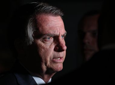 Bolsonaro admite rever política de preços da Petrobras 'caso não prejudique empresa'
