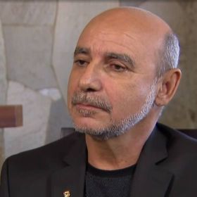 Defesa de Queiroz pede à Justiça anulação de quebra de sigilo no caso Flávio