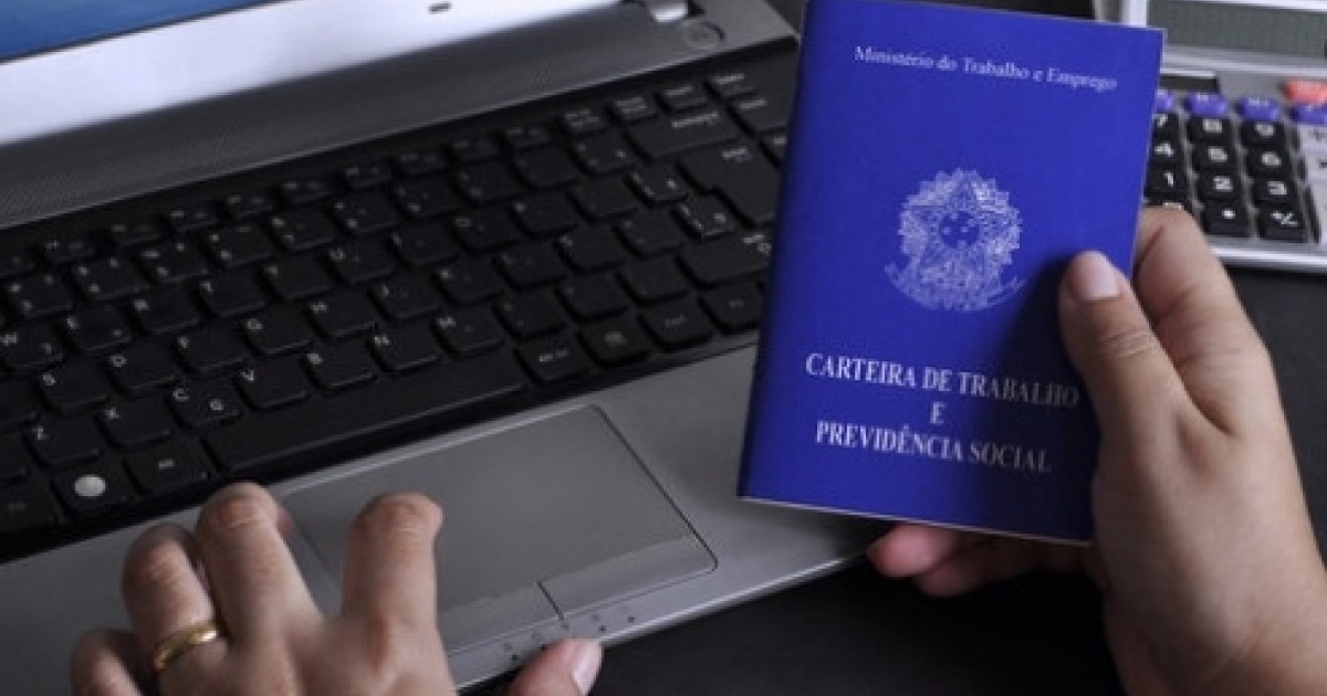 Três em cada dez MEIs abertas são de trabalhadores que tinham carteira assinada