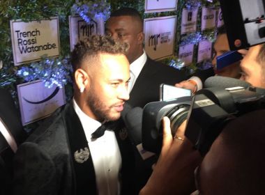 Neymar ironiza fama de cai-cai e diz que Copa não o desvalorizou