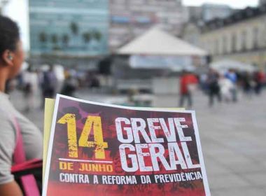 Greve contra Previdência afeta transportes pelo país nesta sexta-feira