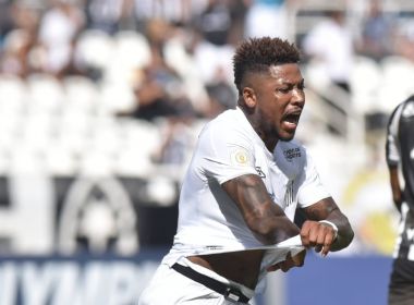 Santos vence Botafogo e empata com Palmeiras em pontos