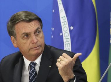 Certas coisas não peço, eu mando, diz Bolsonaro sobre exoneração do diretor do Inpe