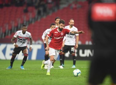 Com time misto, Internacional vence o São Paulo
