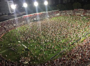 Ao voltar para antigo estádio, Náutico renasce e enterra Arena