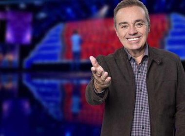 Gugu Liberato comanda 2ª temporada de Canta Comigo e diz que o programa é seu 'xodó'
