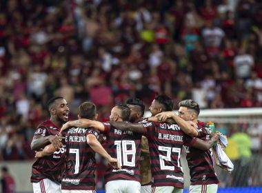 Flamengo goleia o Grêmio e volta à final da Libertadores após 38 anos
