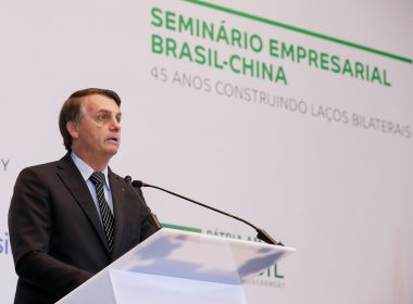 Bolsonaro diz que Brasil deixou de se armar por ideologia