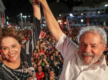 Em Buenos Aires, Dilma fala com Lula pelo telefone e diz que petista está feliz