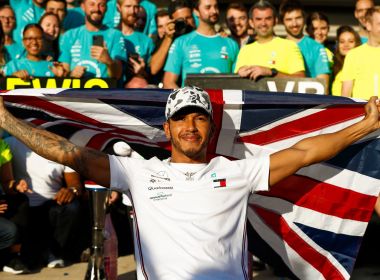 Talvez seria mais valorizado no meu país se fosse branco, diz Hamilton