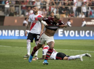 Gabigol faz dois, Flamengo vira sobre River e é campeão da Libertadores