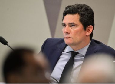 Câmara aprova texto-base do pacote anticrime sem principais bandeiras de Moro