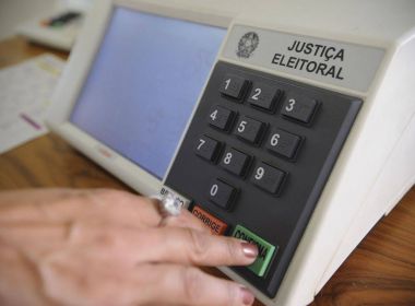 Congresso quer tirar verba de saúde e infraestrutura para inflar fundo eleitoral