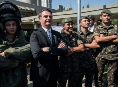 Bolsonaro diz que enviará projeto de lei para dobrar diárias de soldados
