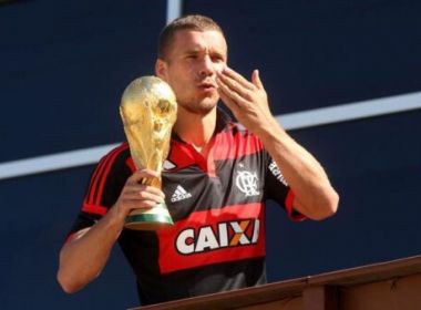 Flamengo está interessado em contratar o atacante Lukas Podolski, diz jornal