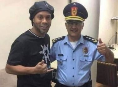 Advogado diz que Ronaldinho está chocado e não é perito em documentos