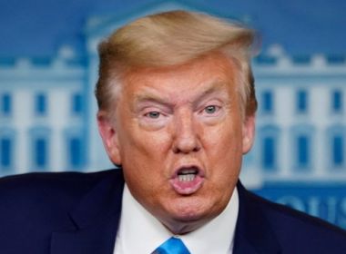 Trump projeta retomada para meados de maio e preocupa especialistas