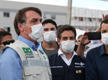 Governo ameaça de novo tomar medidas contra ações de governadores e prefeitos na pandemia