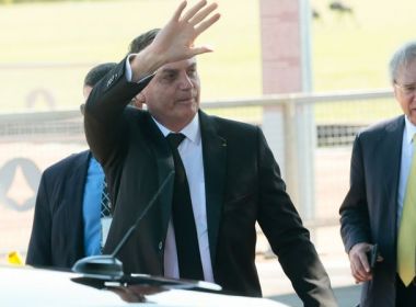 Bolsonaro Ã© o coveiro da naÃ§Ã£o, diz sindicato de categoria