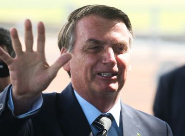 Vou sair em 1º de janeiro de 2027, diz Bolsonaro ao ser indagado sobre impeachment
