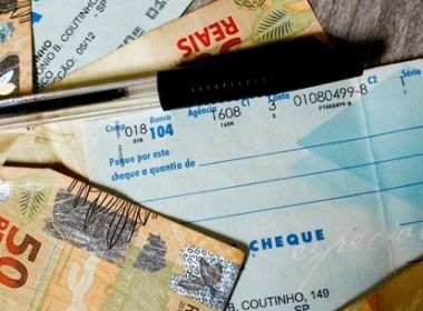 Senado cede a pressão de bancos e retira de pauta teto para juros do cheque especial