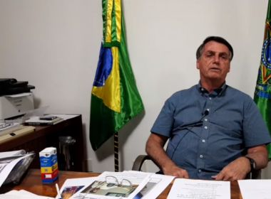 Após ação do Facebook sobre fake news, Bolsonaro diz ser vítima de perseguição