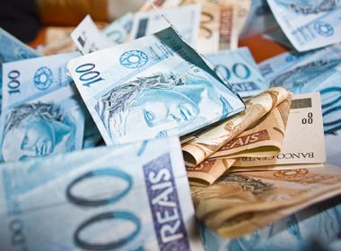 Depósitos em poupança superam os saques em R$ 27 bi no mês de julho