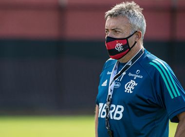 Elenco do Flamengo tenta livrar Doménec de pressão após início ruim