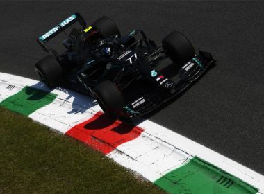 Hamilton dá o troco em Bottas e fecha dia de treinos na frente na Itália