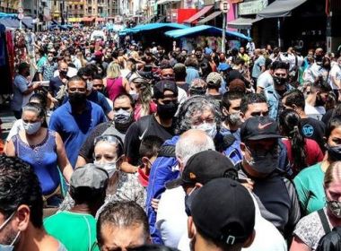 Deixar o coronavírus circular livremente é antiético, afirma OMS