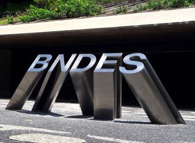 BNDES admite excedente em crédito a folha de pagamento e estuda realocação