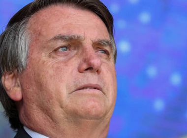 Bolsonaro silencia enquanto líderes mundiais parabenizam Biden